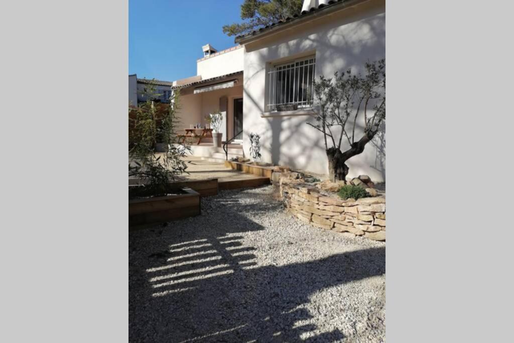 Maison 5 Personnes En Garrigue - Piscine-Spa Prive Langlade 外观 照片