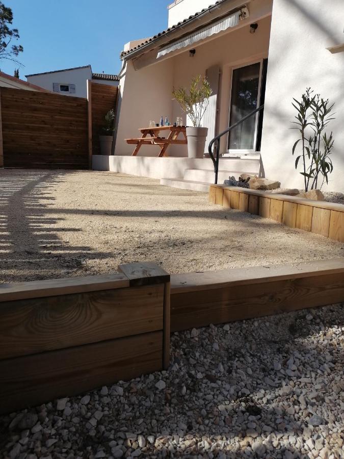 Maison 5 Personnes En Garrigue - Piscine-Spa Prive Langlade 外观 照片